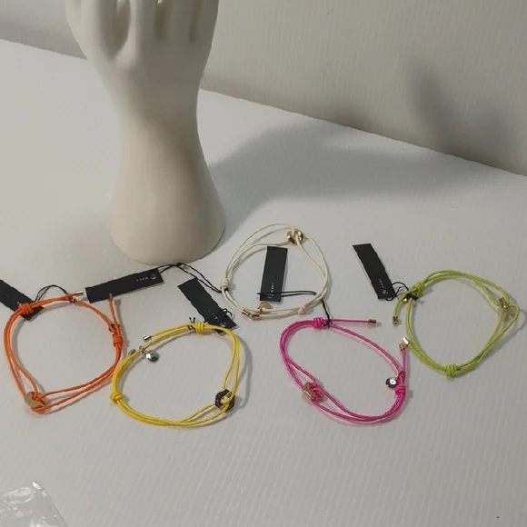 PICK ONE NEW WITH TAGS MARC BY MARC JACOBS BRACELETS EACH RETAILS $38 - Picture 1 of 6